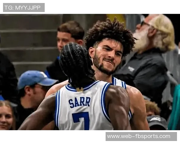 阿贾季后赛表现惊艳半决赛G5狂砍35分8篮板5助攻4抢断4盖帽追平历史纪录