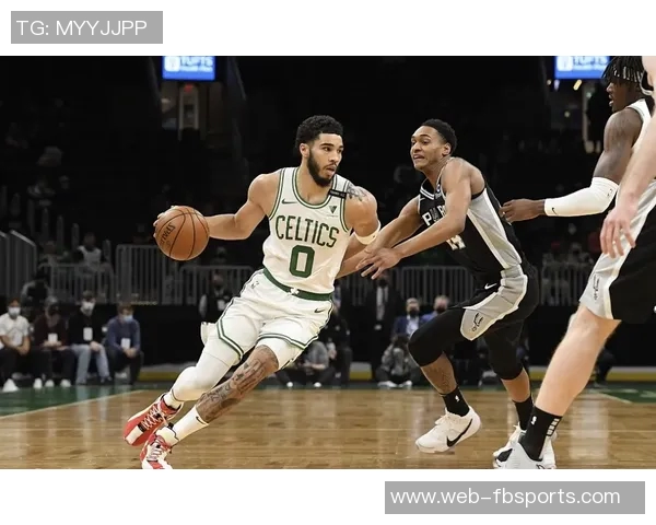 杰伦布朗称赞阿马里威廉姆斯护筐能力提升球队攻防效率